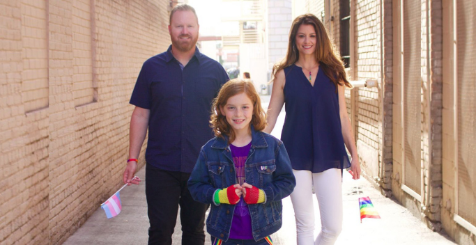 跨性别小孩勇敢做自己：「我希望每个人的父母都与我的一样有爱」 - 51虹马