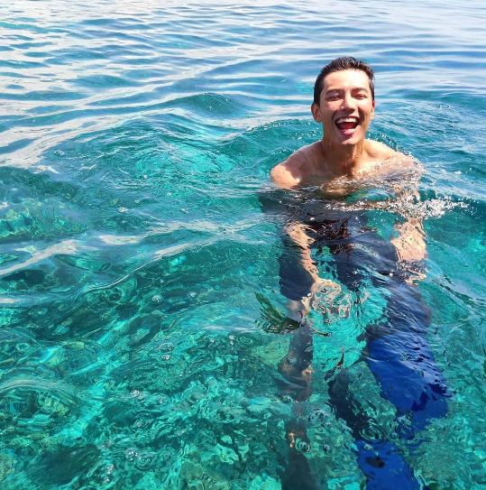 跃上萤幕的超帅运动高材生:赖东贤 - 51虹马 跃上萤幕的超帅运动高材生:赖东贤 - 51虹马