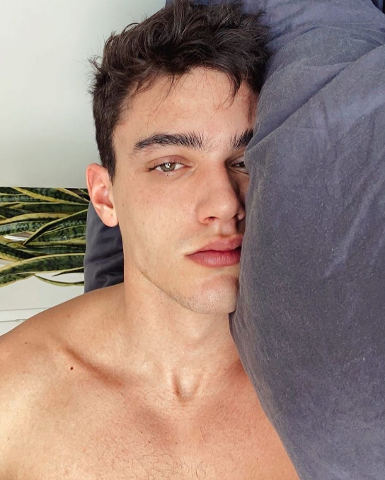 每个男孩幻想过的梦中情人：Xavier Serrano - 51虹马