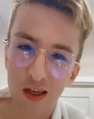 俄男同网红陈尸友人家中 饱受网络霸凌疑遭暴力致死 - 51虹马 俄男同网红陈尸友人家中 饱受网络霸凌疑遭暴力致死 - 51虹马