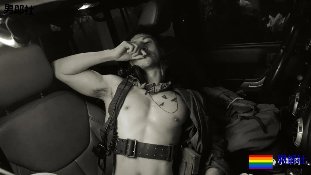 专访网红小布：让摄影师交口称赞的好身材是怎么练成的！-51虹马