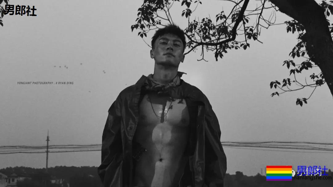 专访网红小布:让摄影师交口称赞的好身材是怎么练成的! - 51虹马 专访网红小布:让摄影师交口称赞的好身材是怎么练成的! - 51虹马