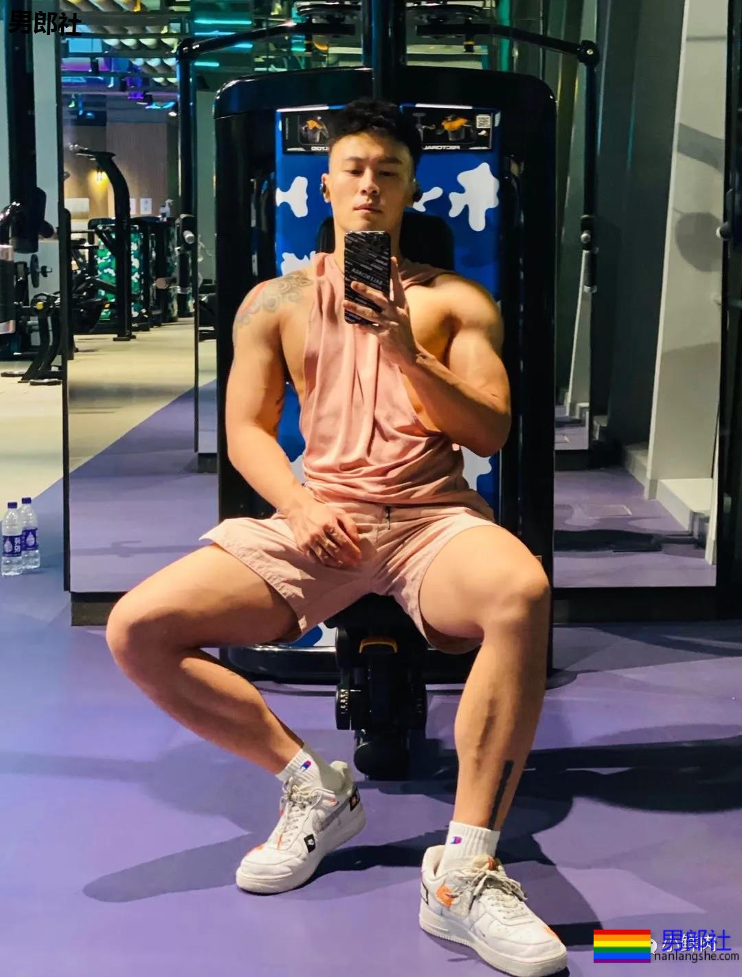 专访网红小布:让摄影师交口称赞的好身材是怎么练成的! - 51虹马 专访网红小布:让摄影师交口称赞的好身材是怎么练成的! - 51虹马