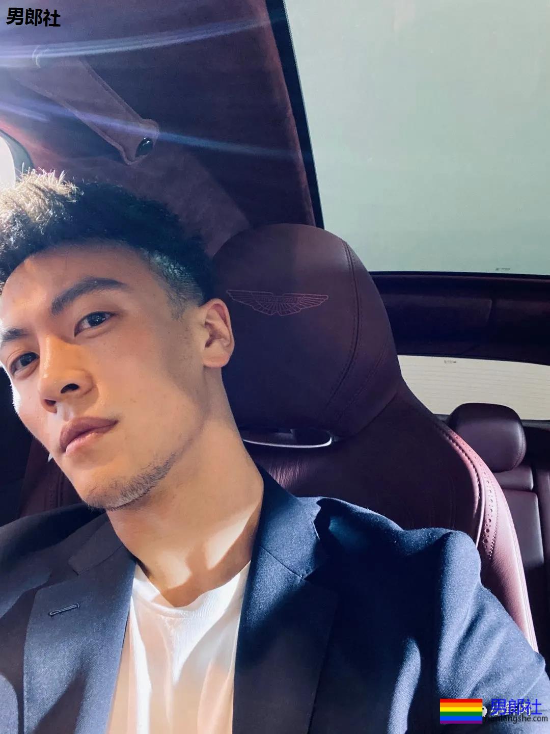 专访网红小布:让摄影师交口称赞的好身材是怎么练成的! - 51虹马 专访网红小布:让摄影师交口称赞的好身材是怎么练成的! - 51虹马