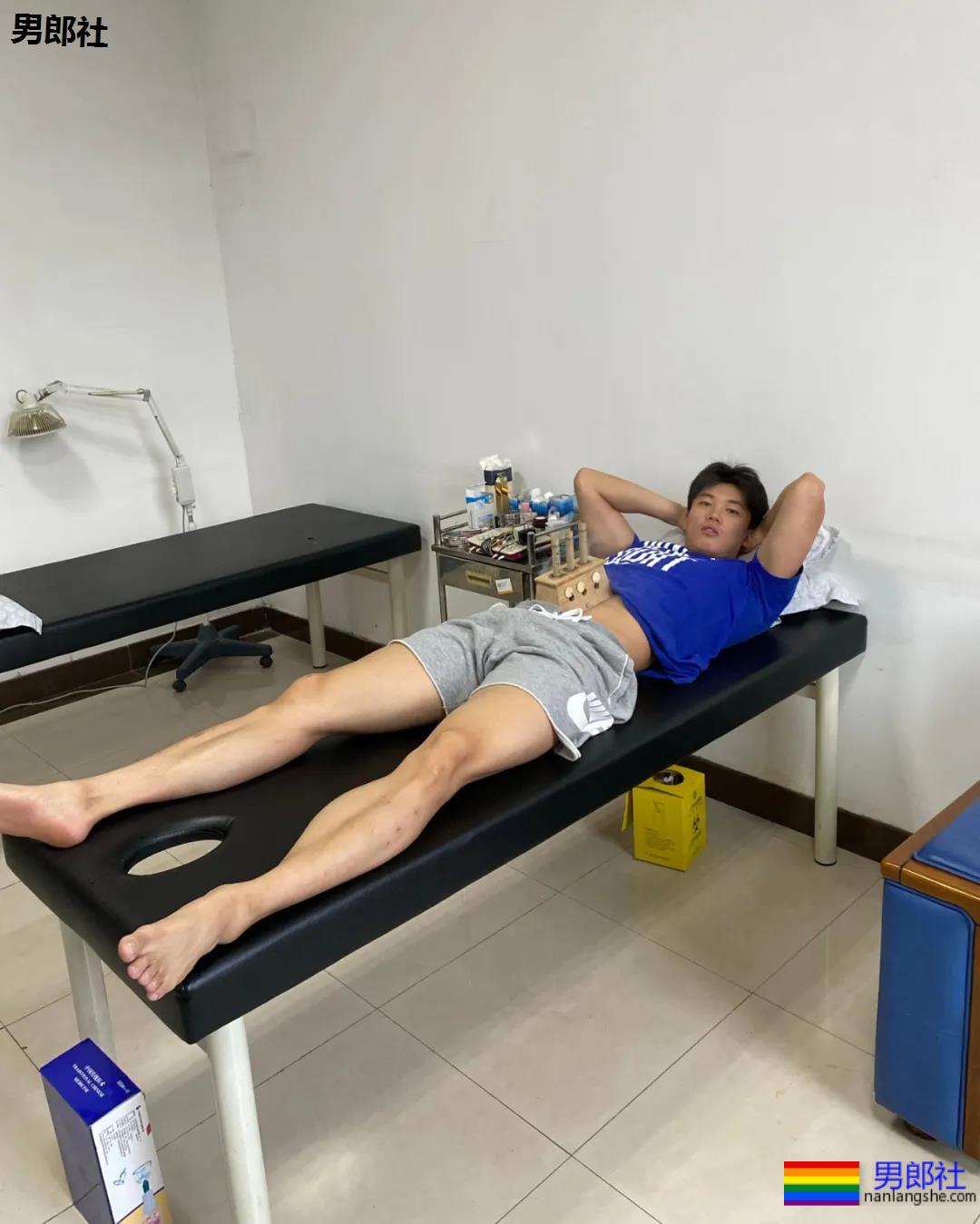 游泳队也换了中国红泳裤,汪顺与队友实力演绎 - 51虹马 游泳队也换了中国红泳裤,汪顺与队友实力演绎 - 51虹马