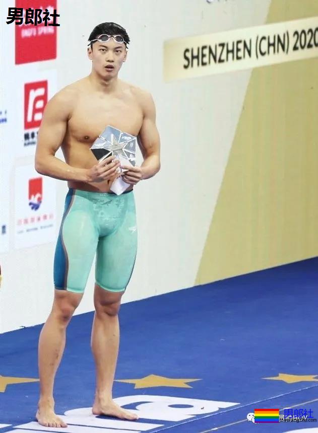 游泳队也换了中国红泳裤,汪顺与队友实力演绎 - 51虹马 游泳队也换了中国红泳裤,汪顺与队友实力演绎 - 51虹马