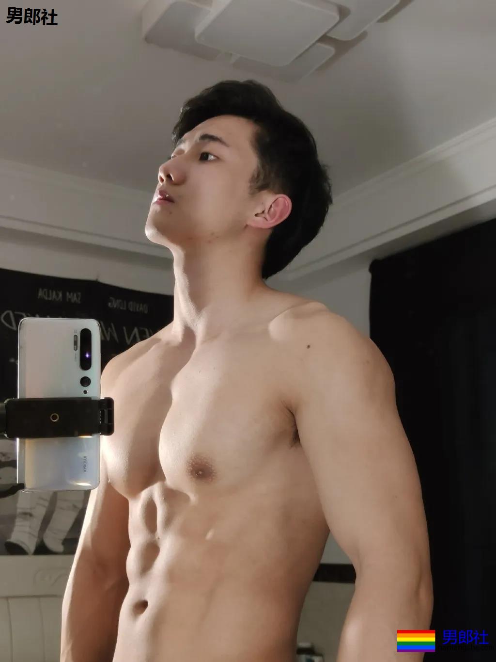 正太帅气00后写真，你值得珍藏！ - 51虹马