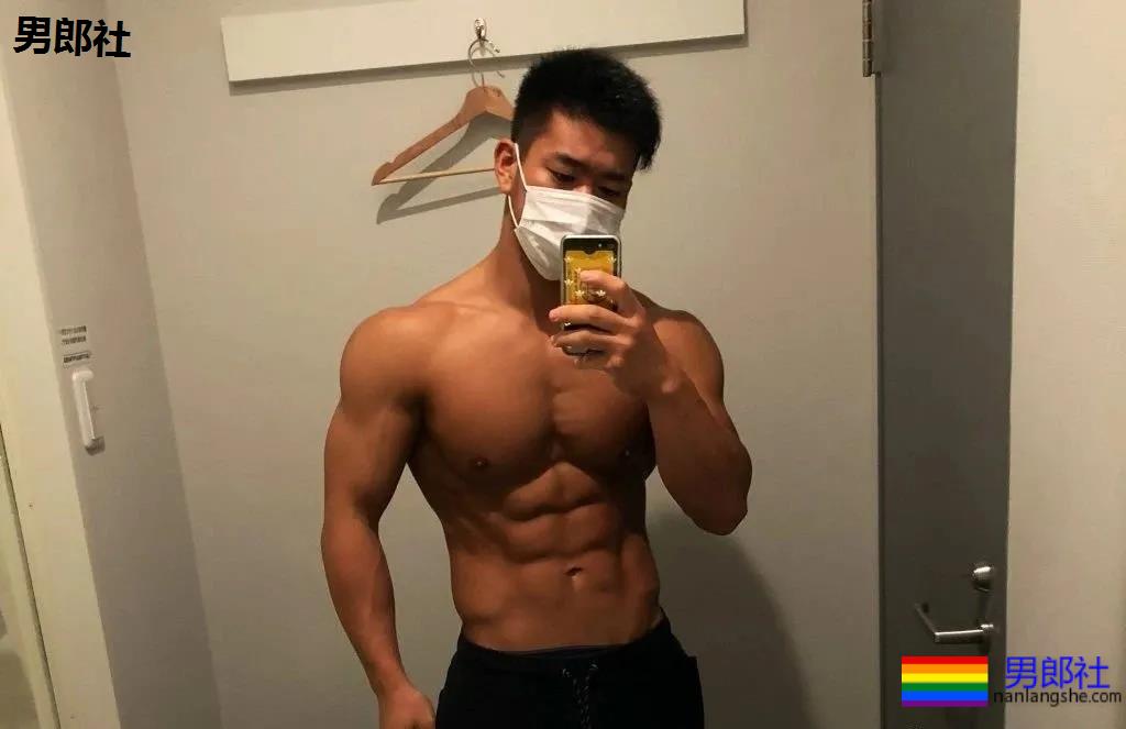 推特上一个爱健身的日本肌肉小哥哥 - 51虹马