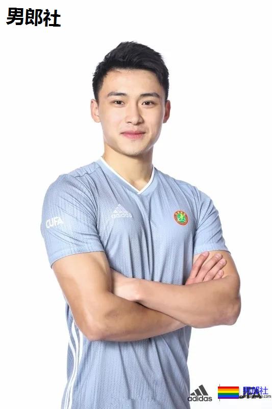 北大学霸足球体育生,肌肉长腿6块腹肌,这体能也太强了! - 51虹马 北大学霸足球体育生,肌肉长腿6块腹肌,这体能也太强了! - 51虹马