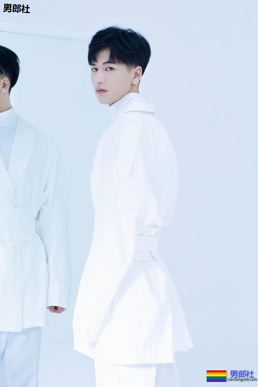 1米88清爽干净的校草级小哥哥，新鲜气息惹注目！ - 51虹马