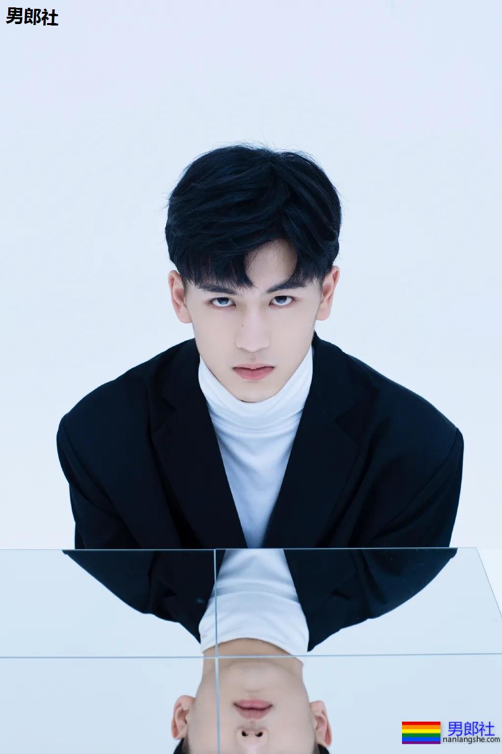 1米88清爽干净的校草级小哥哥，新鲜气息惹注目！ - 51虹马