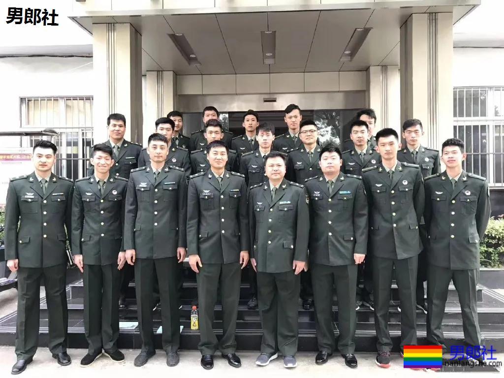 大长腿篮球小哥，还是退役兵哥哥！ - 51虹马