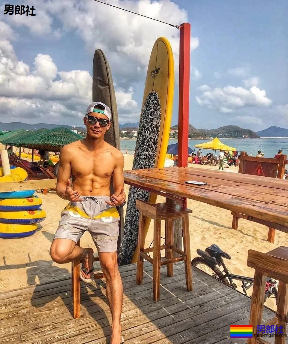 筋肉颜值不输彭于晏,出道11年的他却没有红,可惜了! - 51虹马 筋肉颜值不输彭于晏,出道11年的他却没有红,可惜了! - 51虹马