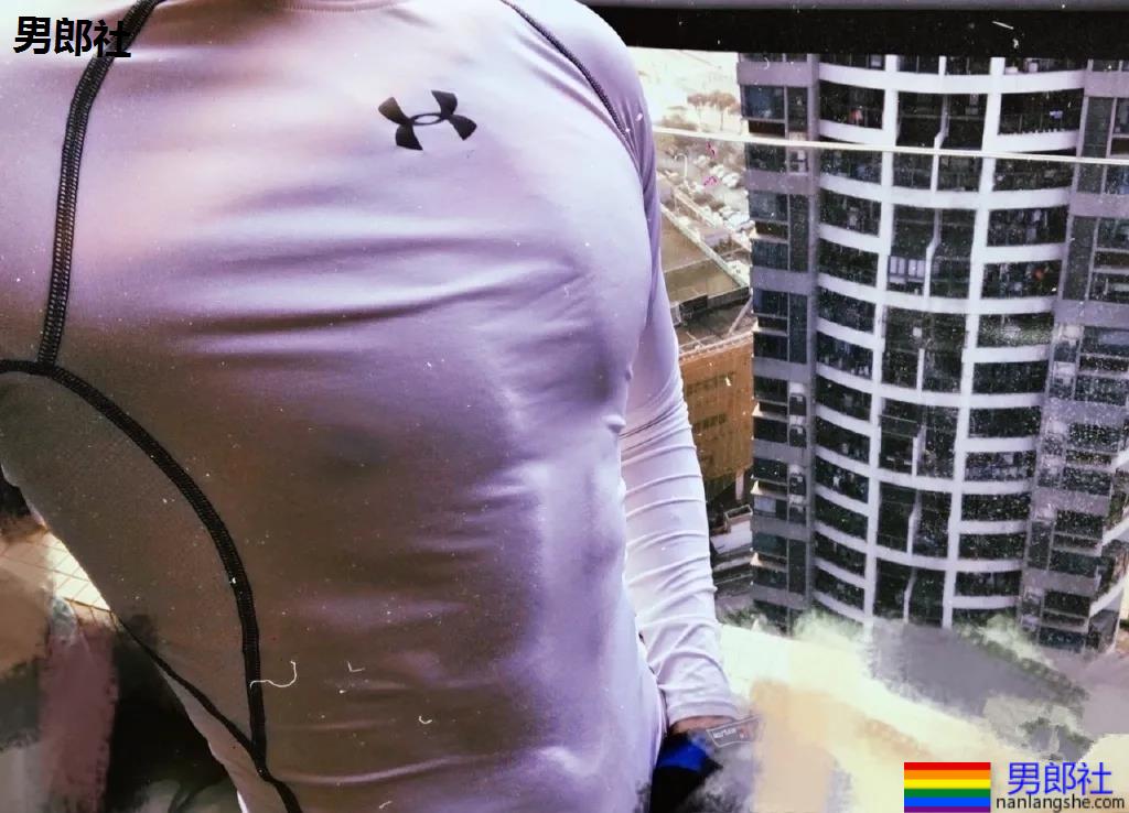 阿娇受伤前曾重金打赏小鲜肉主播!又奶又狼的肌肉小狼狗,太帅了吧! - 51虹马 阿娇受伤前曾重金打赏小鲜肉主播!又奶又狼的肌肉小狼狗,太帅了吧! - 51虹马