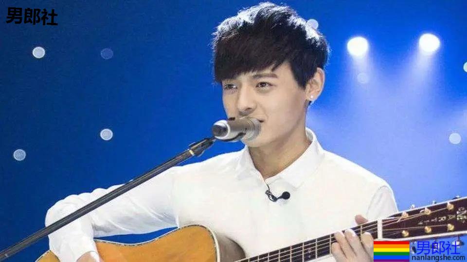 《琉璃》腾蛇神君意外大火！这个高鼻梁小奶狗，终于出圈了！ - 51虹马