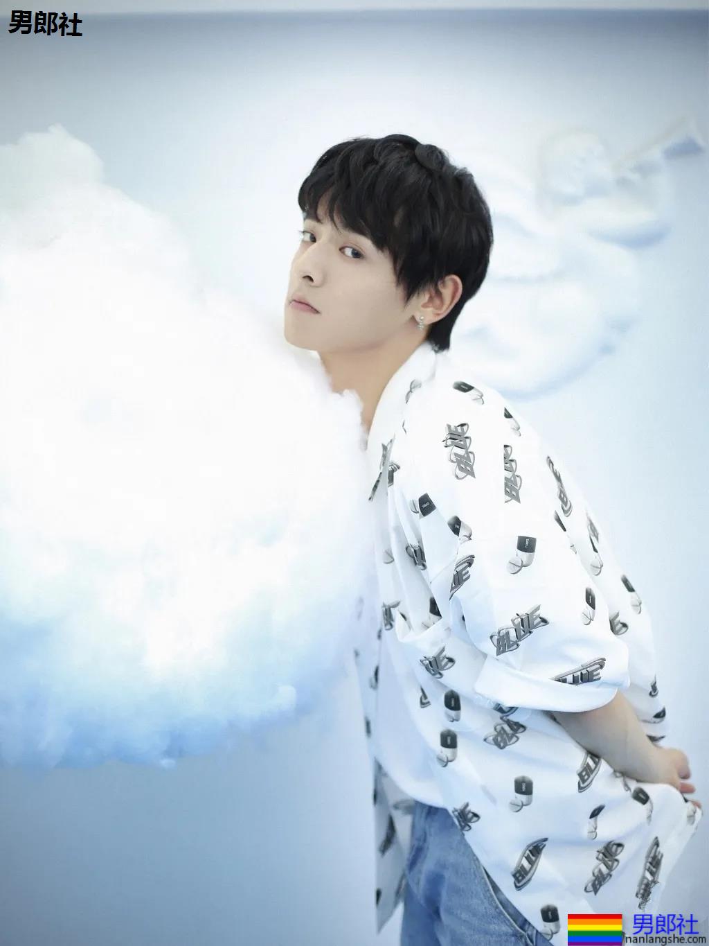 《琉璃》腾蛇神君意外大火！这个高鼻梁小奶狗，终于出圈了！ - 51虹马