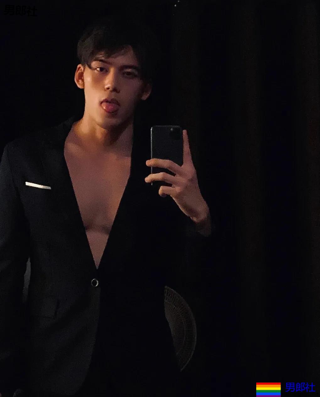 肌肉型男，主要还是看脸？ - 51虹马