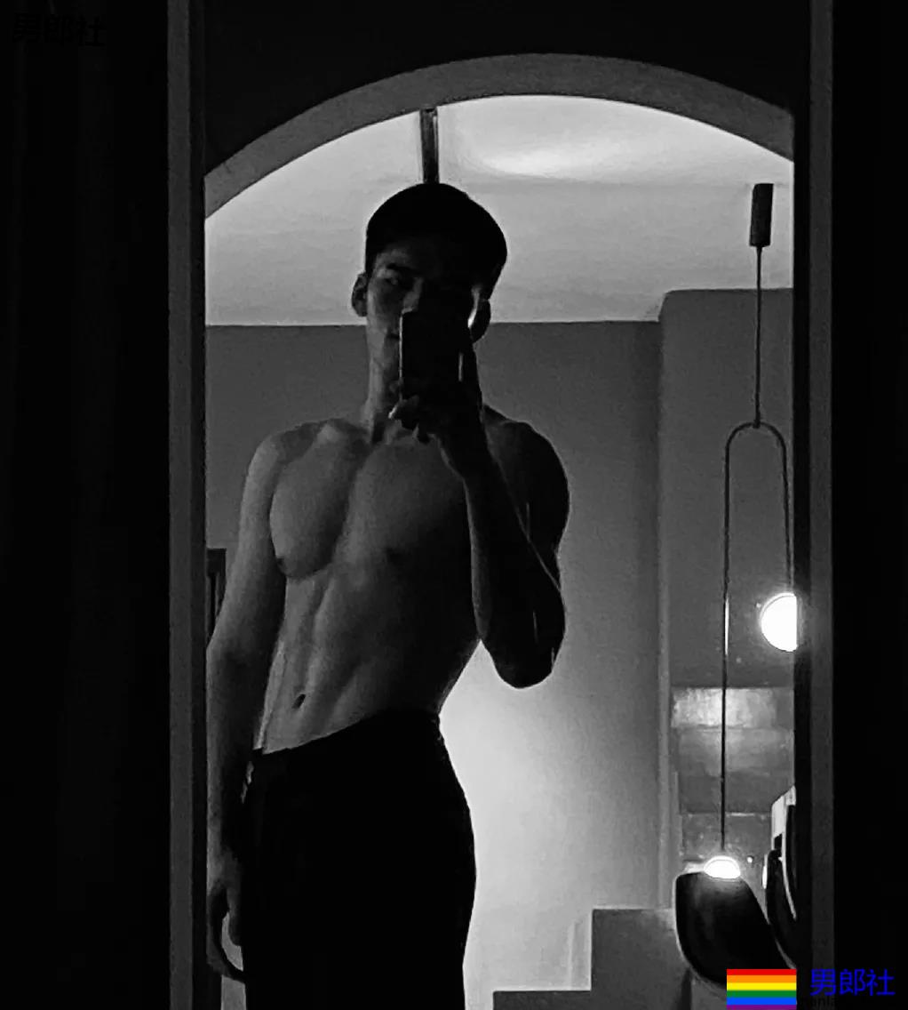 肌肉型男，主要还是看脸？ - 51虹马