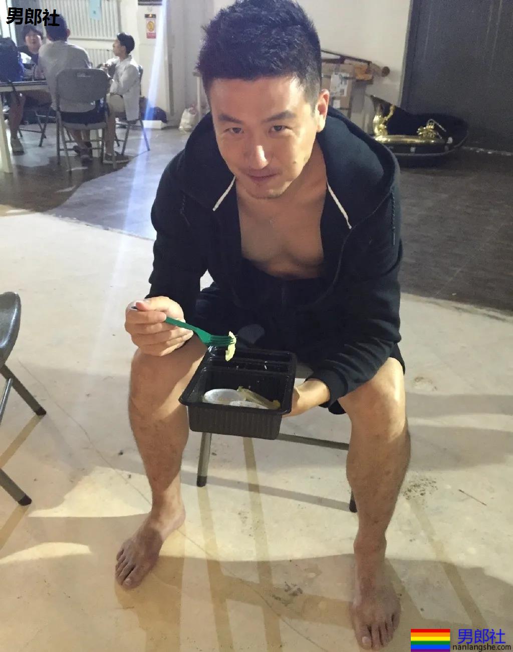 四十岁转行做主播?曾比林丹还帅的羽毛球帅哥变什么样了? - 51虹马 四十岁转行做主播?曾比林丹还帅的羽毛球帅哥变什么样了? - 51虹马