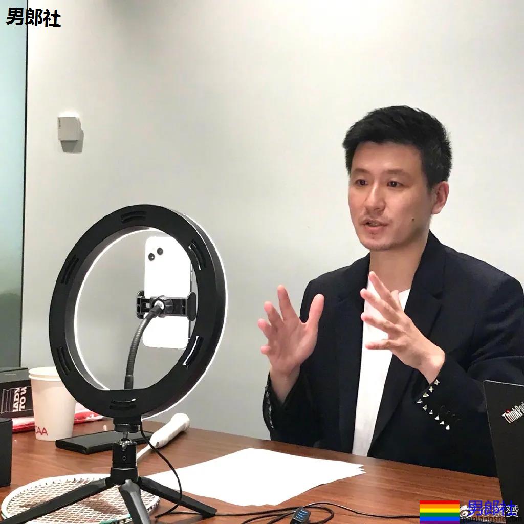 四十岁转行做主播?曾比林丹还帅的羽毛球帅哥变什么样了? - 51虹马 四十岁转行做主播?曾比林丹还帅的羽毛球帅哥变什么样了? - 51虹马