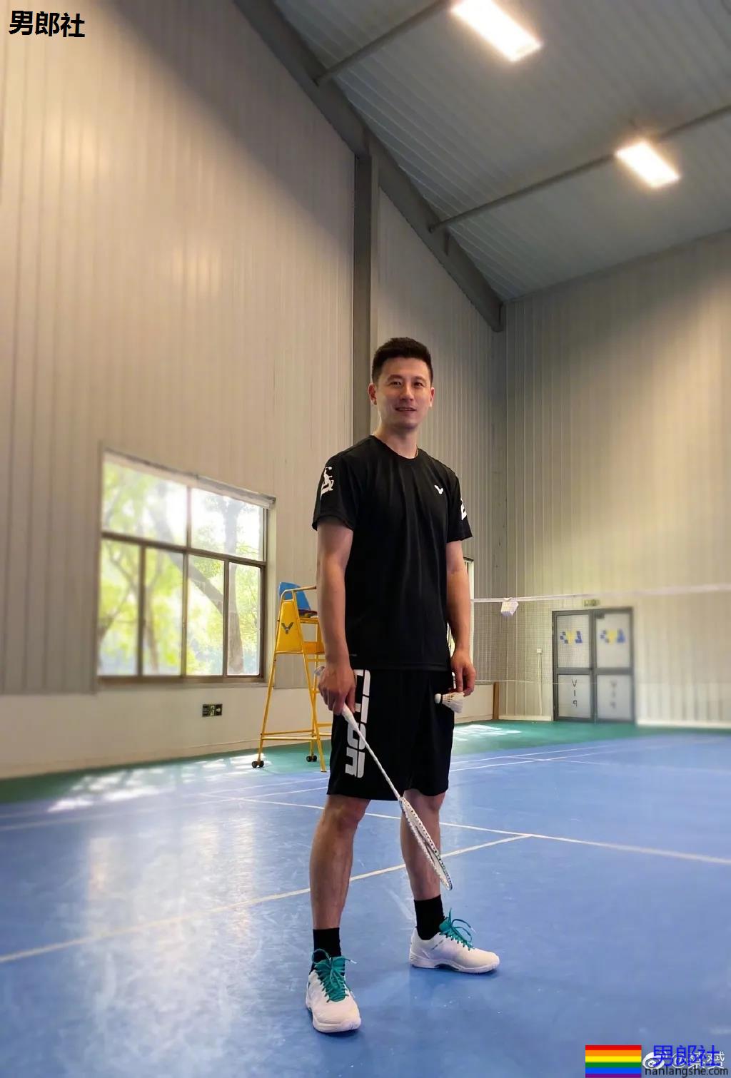 四十岁转行做主播?曾比林丹还帅的羽毛球帅哥变什么样了? - 51虹马 四十岁转行做主播?曾比林丹还帅的羽毛球帅哥变什么样了? - 51虹马