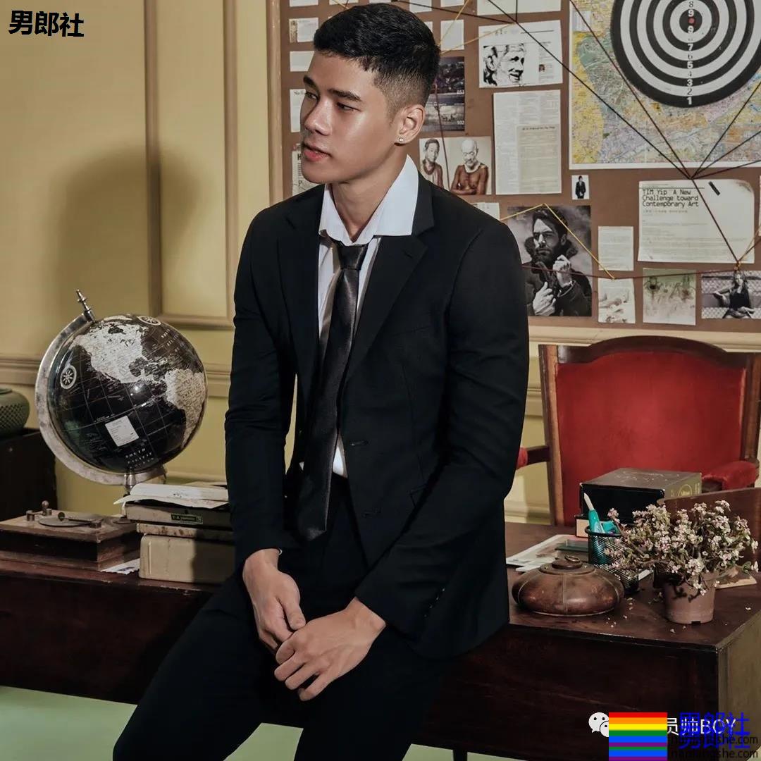 肌肉小哥哥去参加相亲节目太帅火了！ - 51虹马