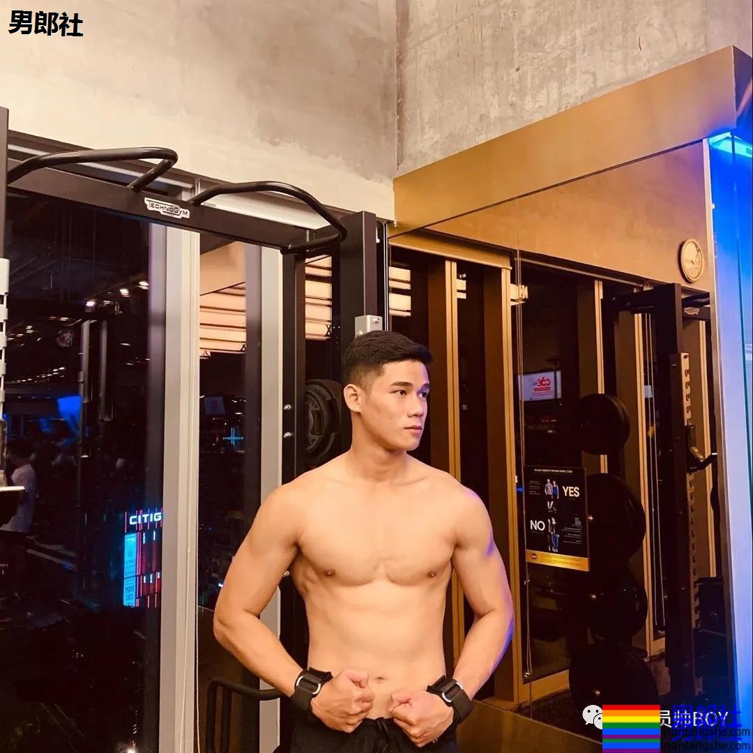 肌肉小哥哥去参加相亲节目太帅火了！ - 51虹马