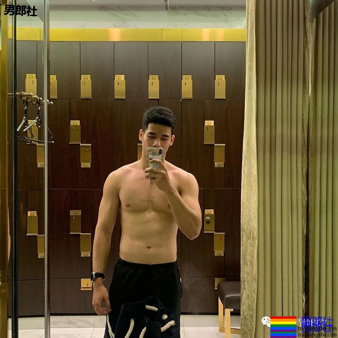 肌肉小哥哥去参加相亲节目太帅火了！ - 51虹马