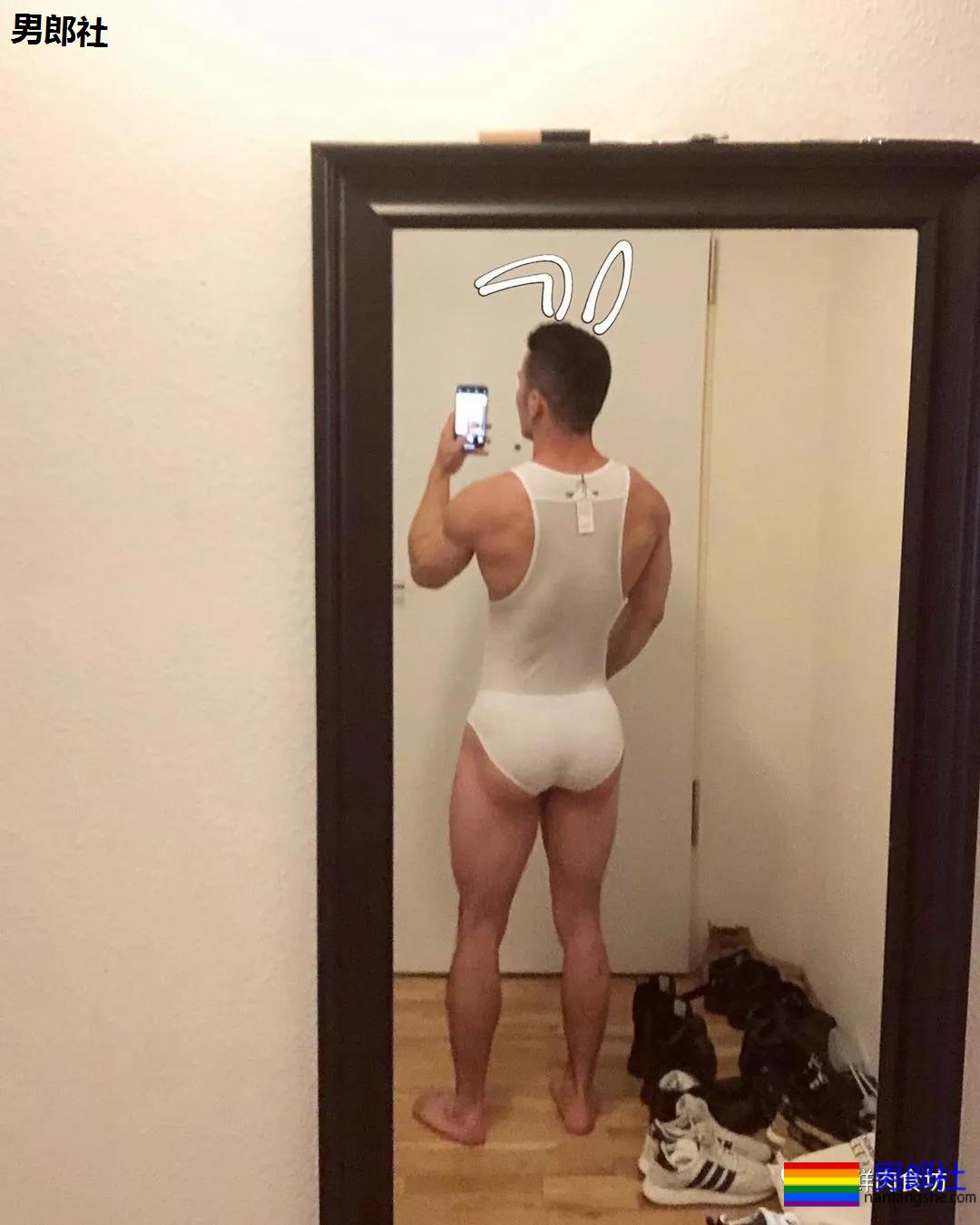 正装翘臀熟男自拍生图一览，这身材有谁抗得住？ - 51虹马