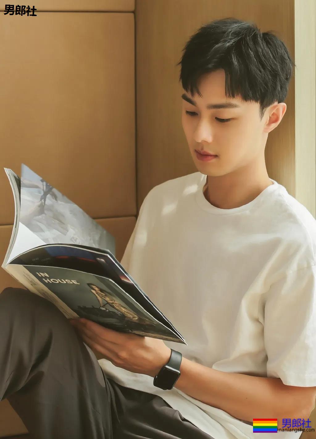 北体大单眼皮肌肉小哥，撞脸《想见你》施柏宇，有点心动！ - 51虹马