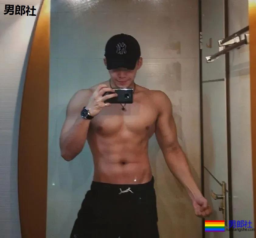 Men体育生私教又火了 - 51虹马