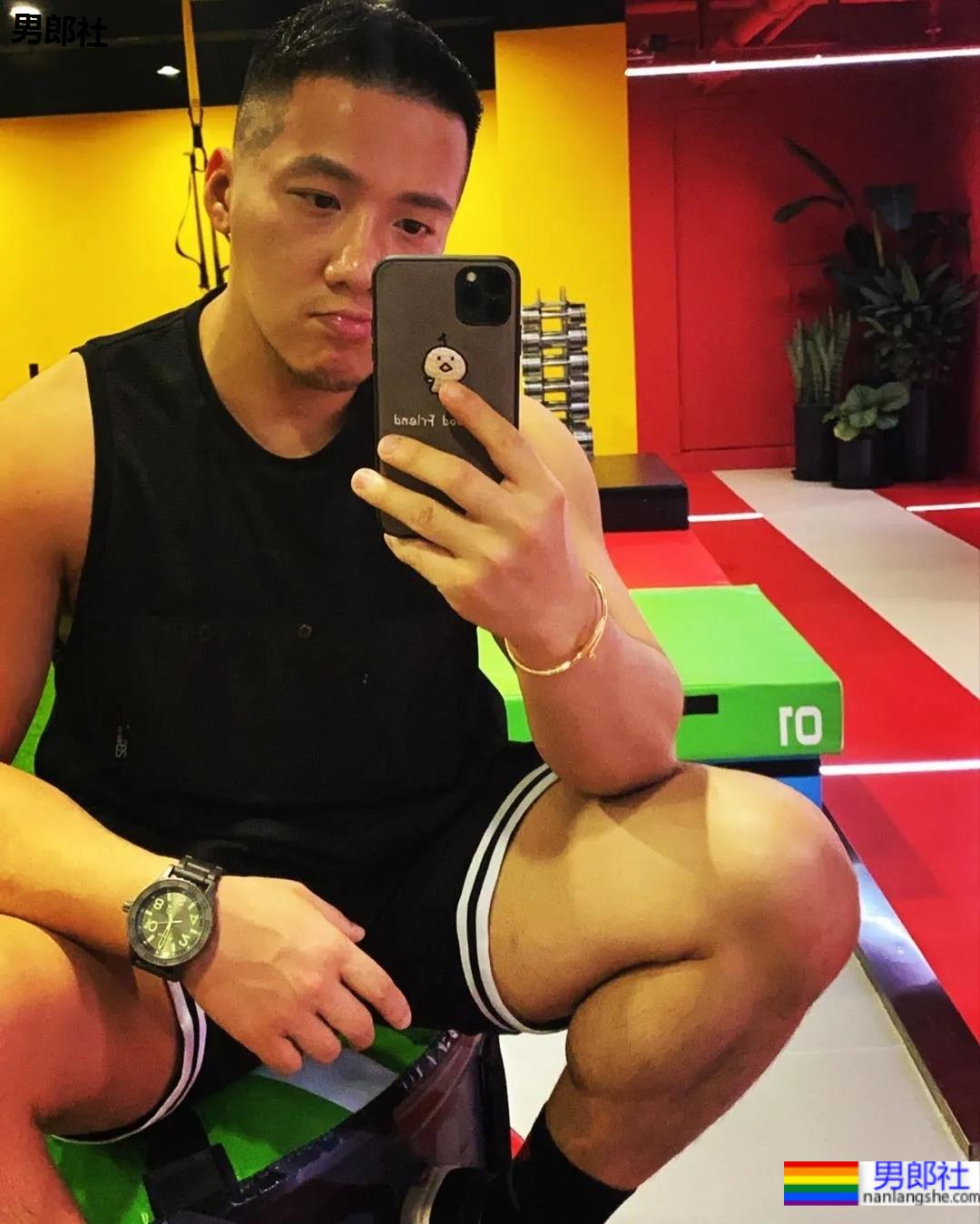 为什么名媛网红们现在都喜欢美黑？ - 51虹马