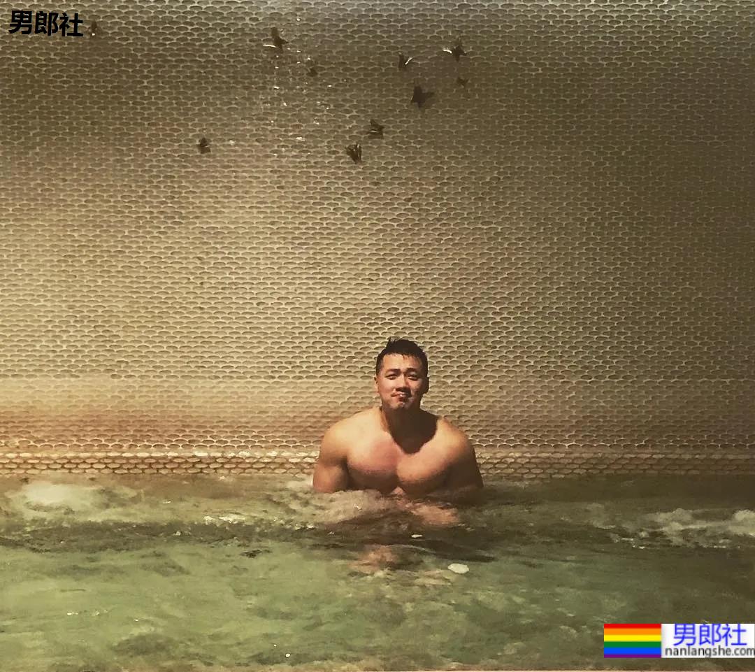 为什么名媛网红们现在都喜欢美黑？ - 51虹马