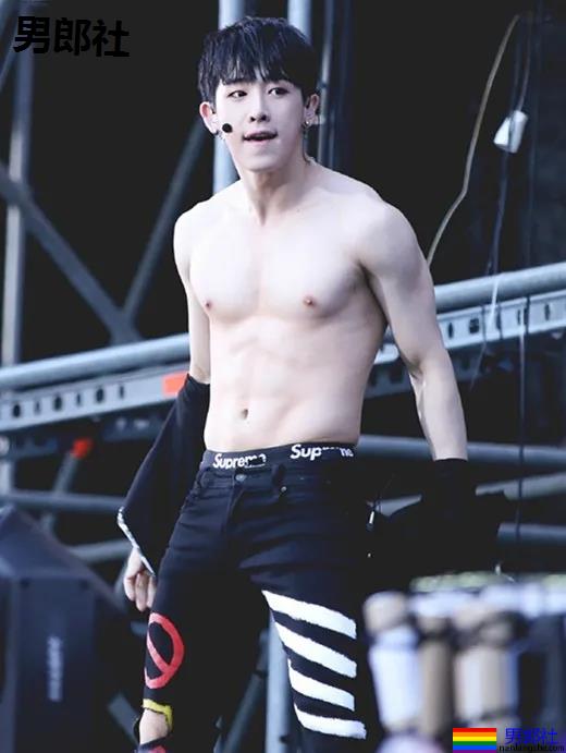 痞坏白嫩小奶狗黑料和腹肌一样多!退队后复出,腱子肉身材让人窒息! - 51虹马 痞坏白嫩小奶狗黑料和腹肌一样多!退队后复出,腱子肉身材让人窒息! - 51虹马