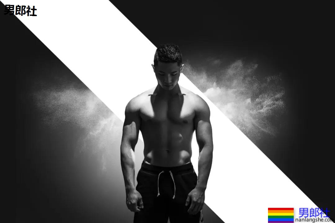 寸头腱子肉私教走红,让我康康有谁想报课? - 51虹马 寸头腱子肉私教走红,让我康康有谁想报课? - 51虹马