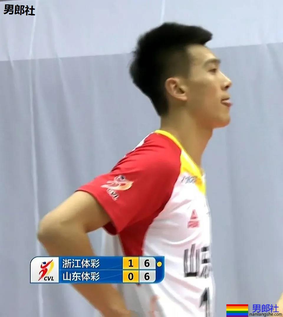 00后男排运动员火了!195大长腿的山东小哥,果然不错! - 51虹马 00后男排运动员火了!195大长腿的山东小哥,果然不错! - 51虹马