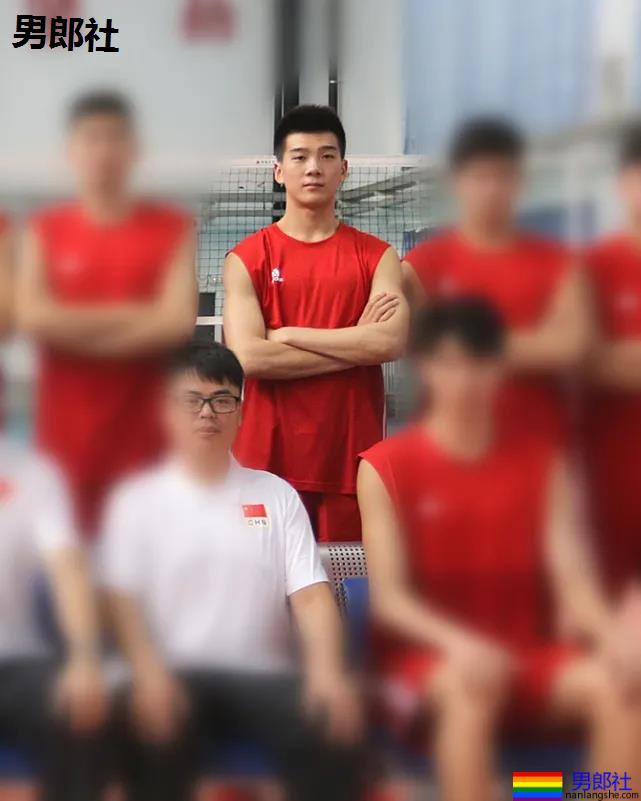 00后男排运动员火了!195大长腿的山东小哥,果然不错! - 51虹马 00后男排运动员火了!195大长腿的山东小哥,果然不错! - 51虹马