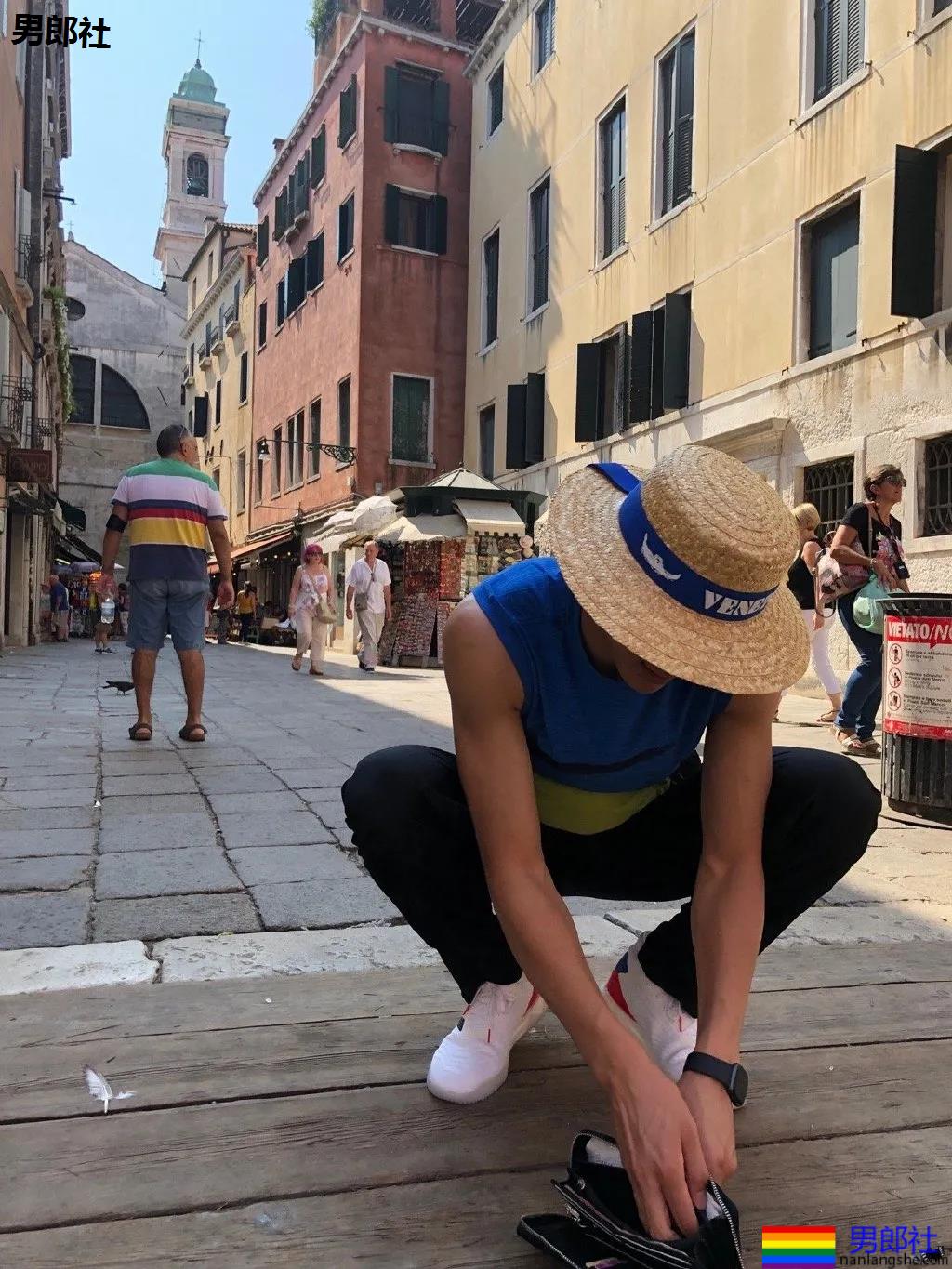 00后男排运动员火了!195大长腿的山东小哥,果然不错! - 51虹马 00后男排运动员火了!195大长腿的山东小哥,果然不错! - 51虹马