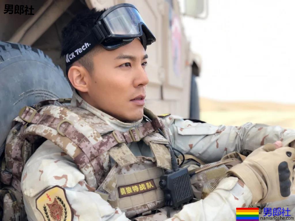 身材不输彭于晏！长腿腱子肉身材，又A又Man! - 51虹马