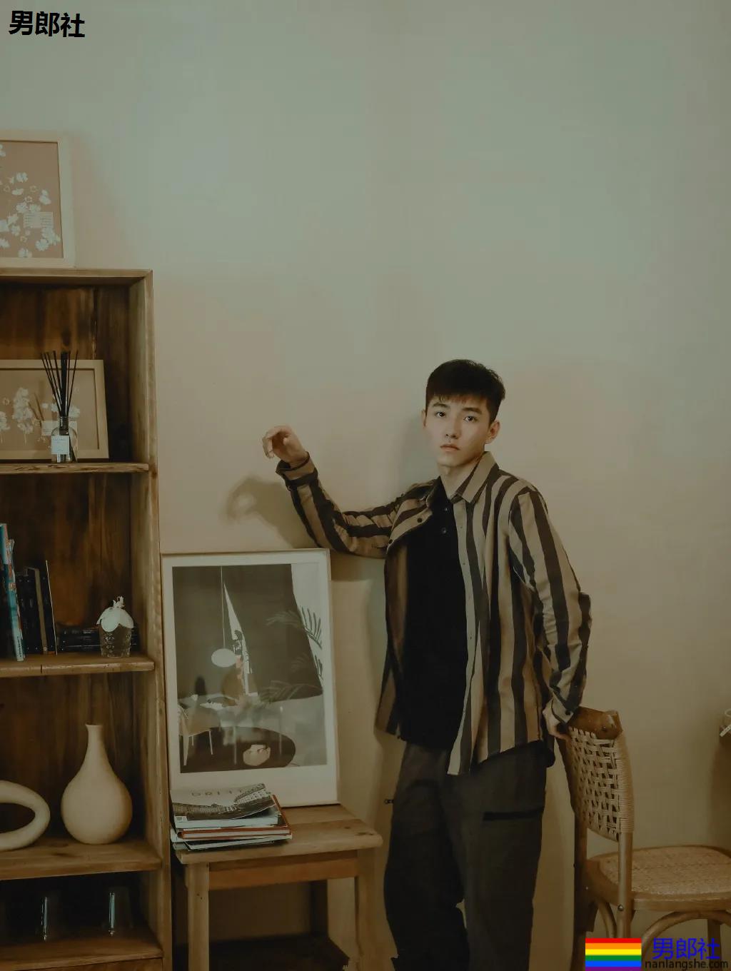 无公害白嫩小奶狗舞蹈老师,忍不住想揉腻他的脸! - 51虹马 无公害白嫩小奶狗舞蹈老师,忍不住想揉腻他的脸! - 51虹马