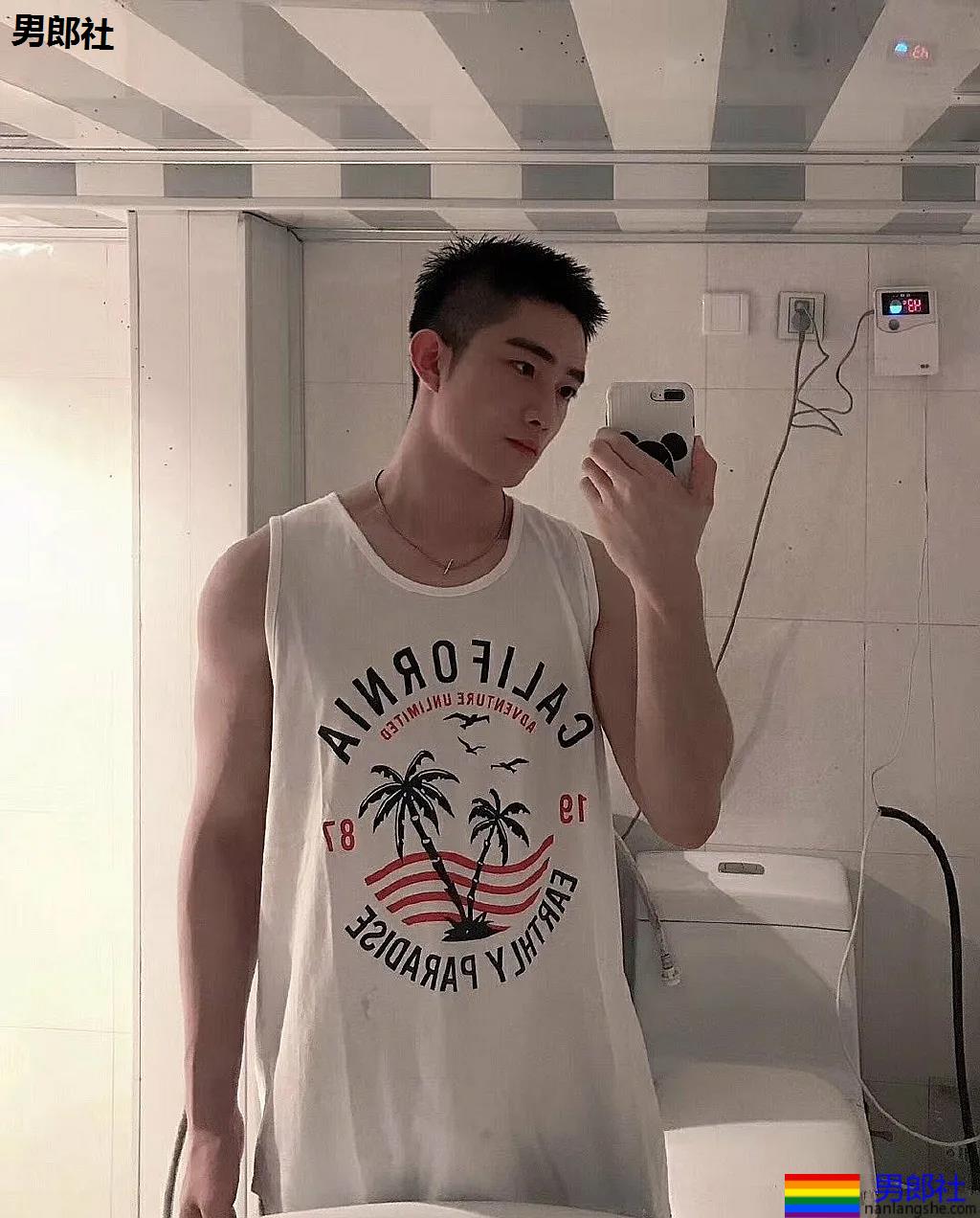 如果选一个做弟弟，你选哪个？ - 51虹马