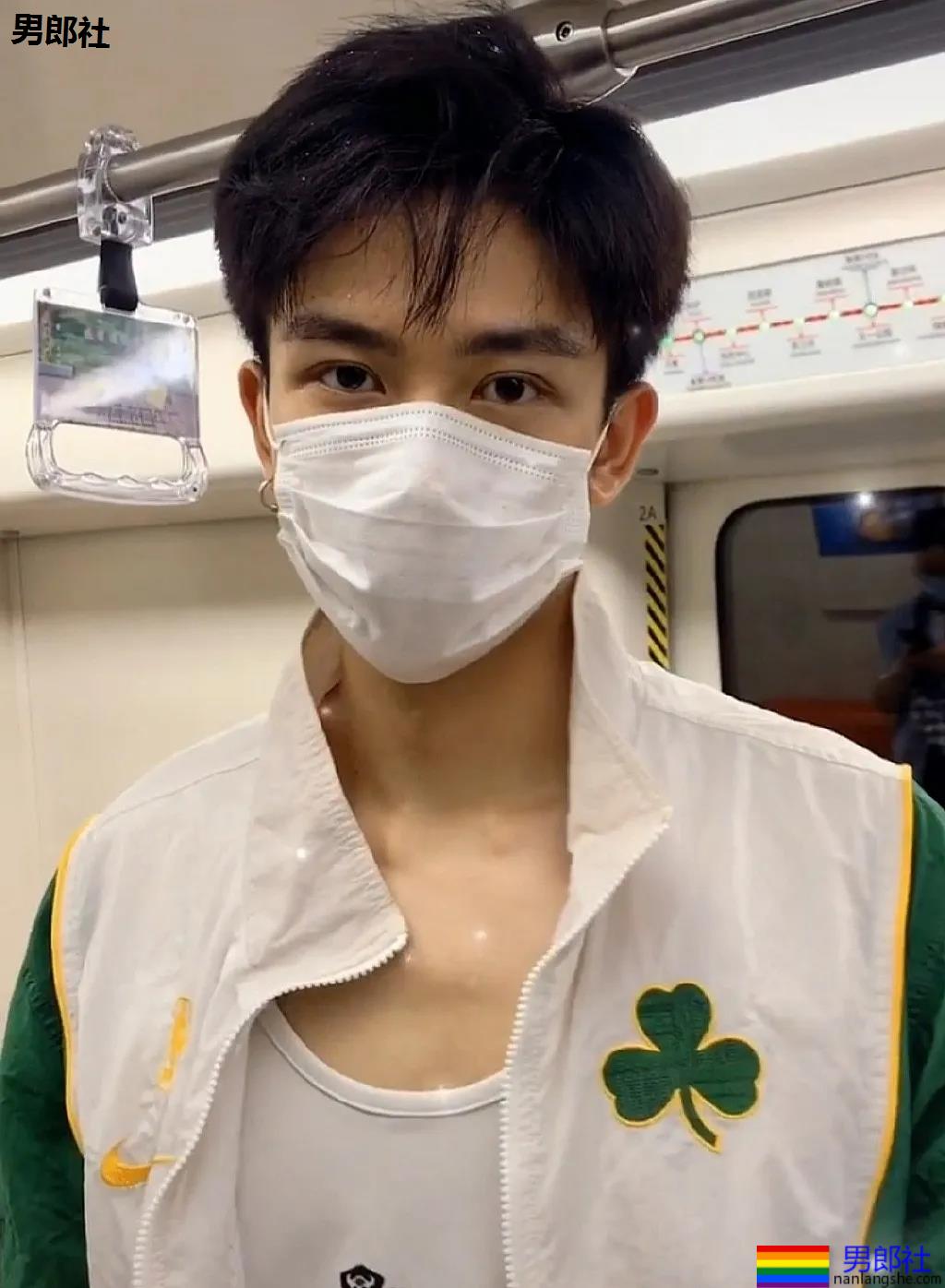 如果选一个做弟弟，你选哪个？ - 51虹马