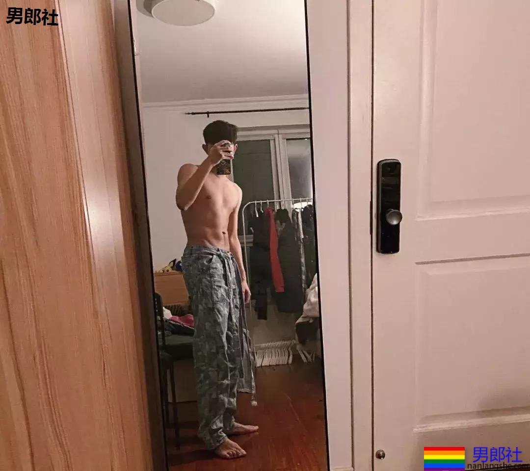 如今00后的腹肌都这么好了！你敢相信吗？ - 51虹马