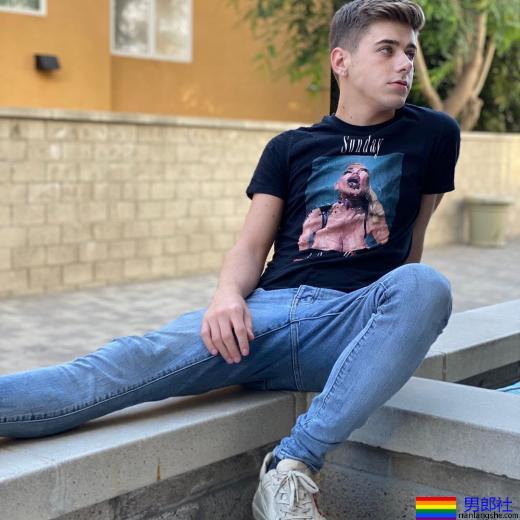 0号拿的钱竟比1号还要少？G片明星谴责产业酬劳问题 - 51虹马