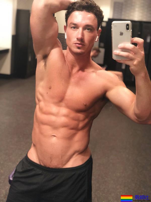 2020年「钙片奥斯卡」颁奖 史上第一个非裔成人影帝诞生！ - 51虹马