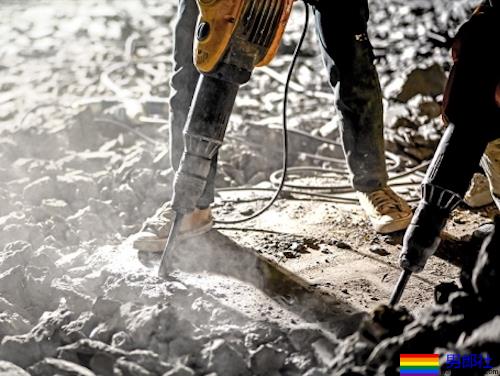 9点G片看太多的迷思:消防员、军人跟按摩师都会自动跟我上床? - 51虹马 9点G片看太多的迷思:消防员、军人跟按摩师都会自动跟我上床? - 51虹马