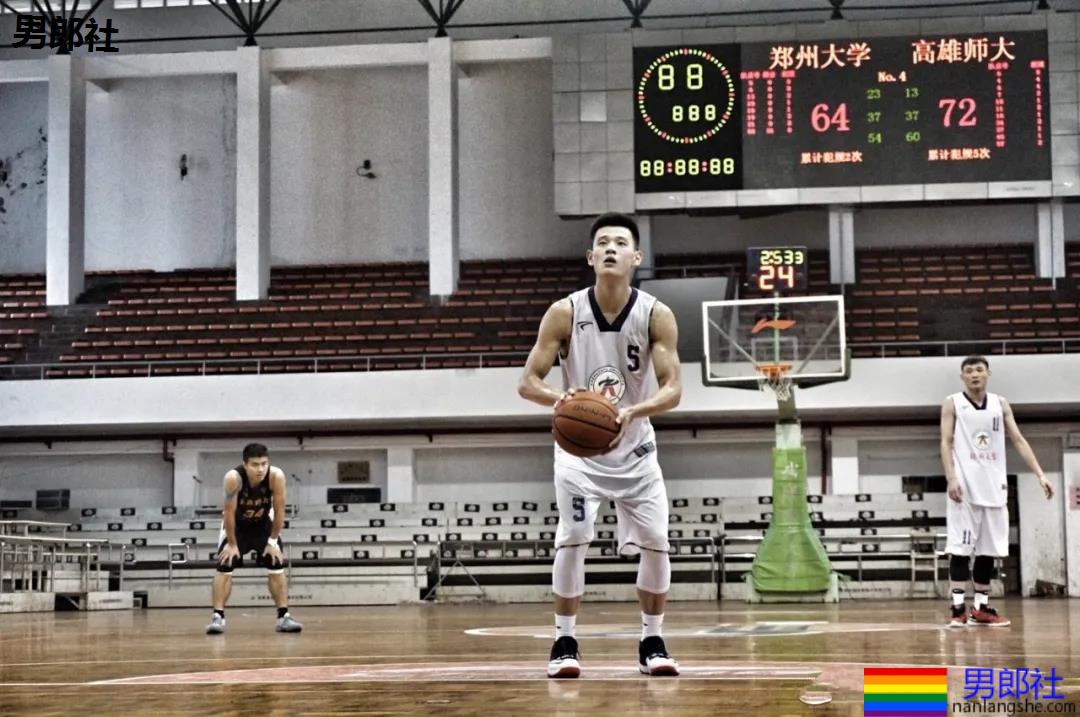 188CM郑州大学体育生校草,高帅大长腿“当家花旦”超有料! - 51虹马 188CM郑州大学体育生校草,高帅大长腿“当家花旦”超有料! - 51虹马