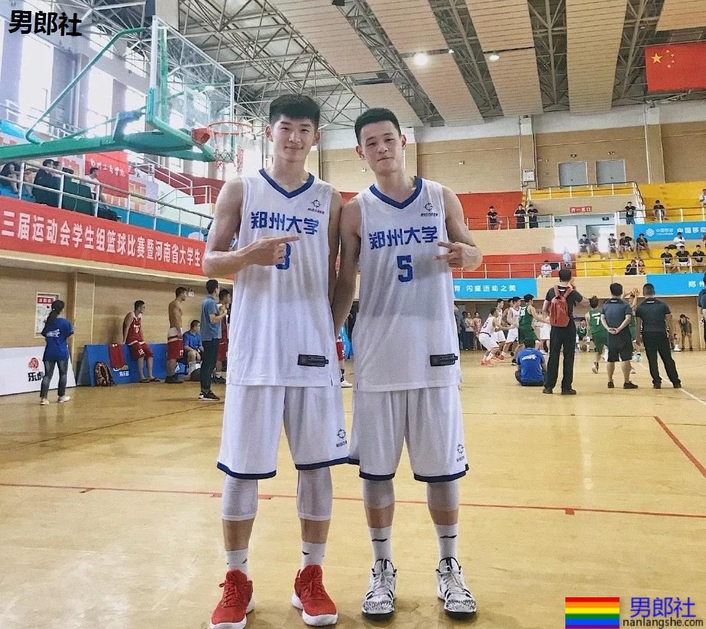 188CM郑州大学体育生校草,高帅大长腿“当家花旦”超有料! - 51虹马 188CM郑州大学体育生校草,高帅大长腿“当家花旦”超有料! - 51虹马