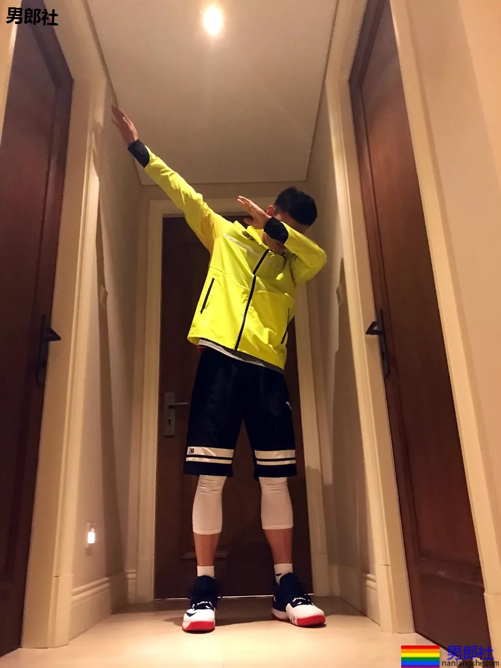 188CM郑州大学体育生校草,高帅大长腿“当家花旦”超有料! - 51虹马 188CM郑州大学体育生校草,高帅大长腿“当家花旦”超有料! - 51虹马