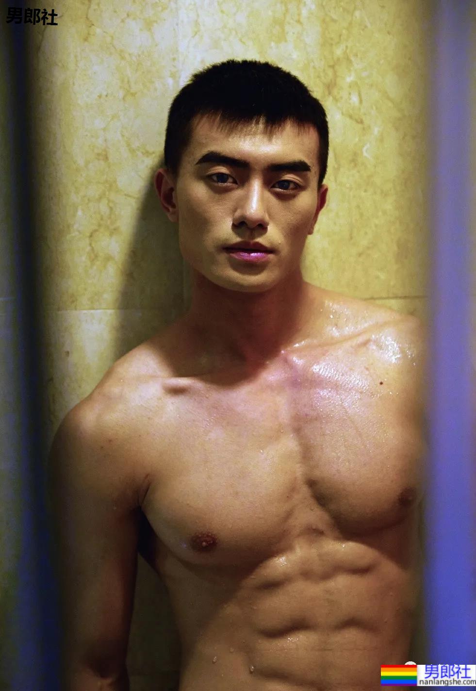 2020中国先生冠军出炉，这颜值这身材让网友不淡定了！ - 51虹马